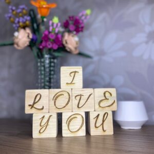 Kalp Şeklinde I Love You Lazer Yazım Dekoratif Ahşap Küp 5 Parça